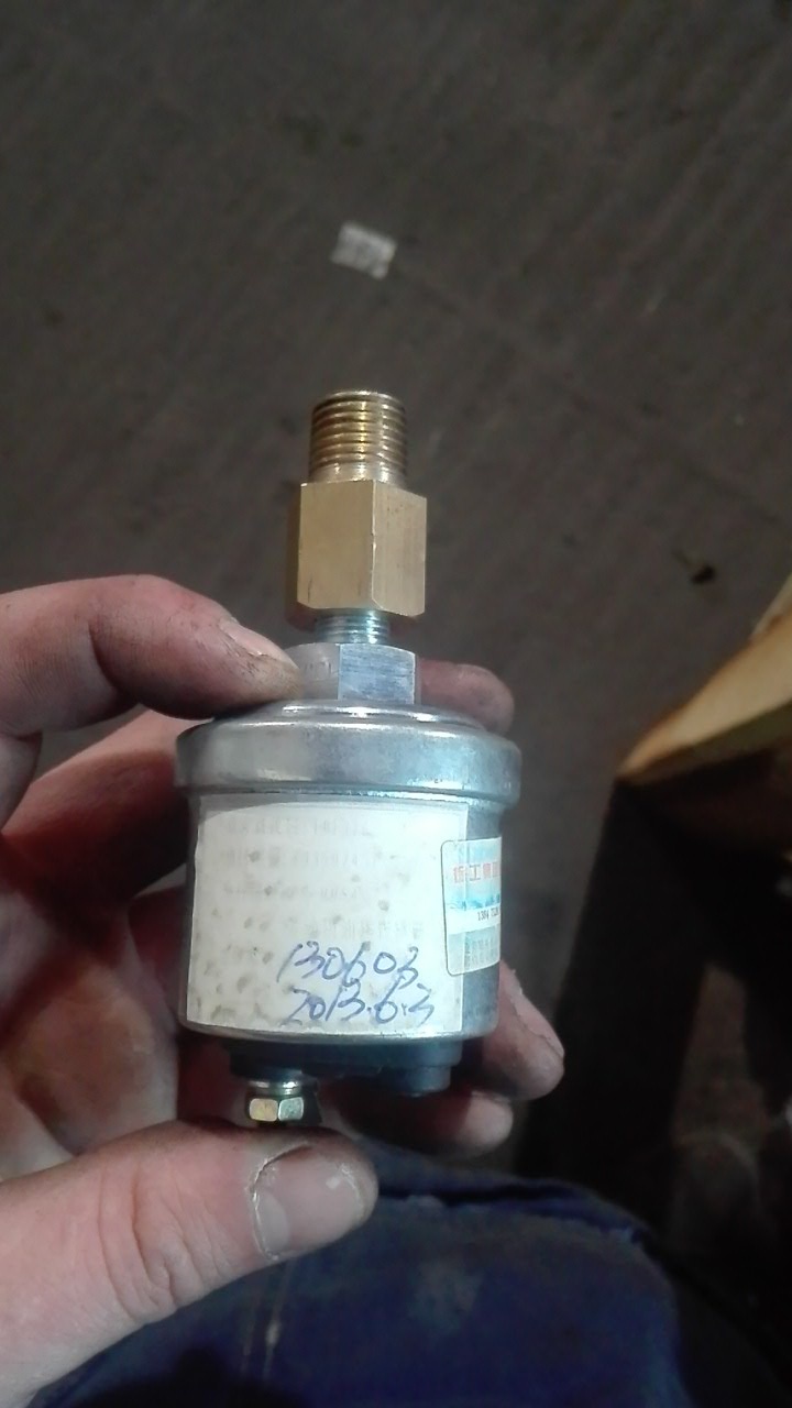Датчик давления масла PS-005 Датчик давления масла PS-005